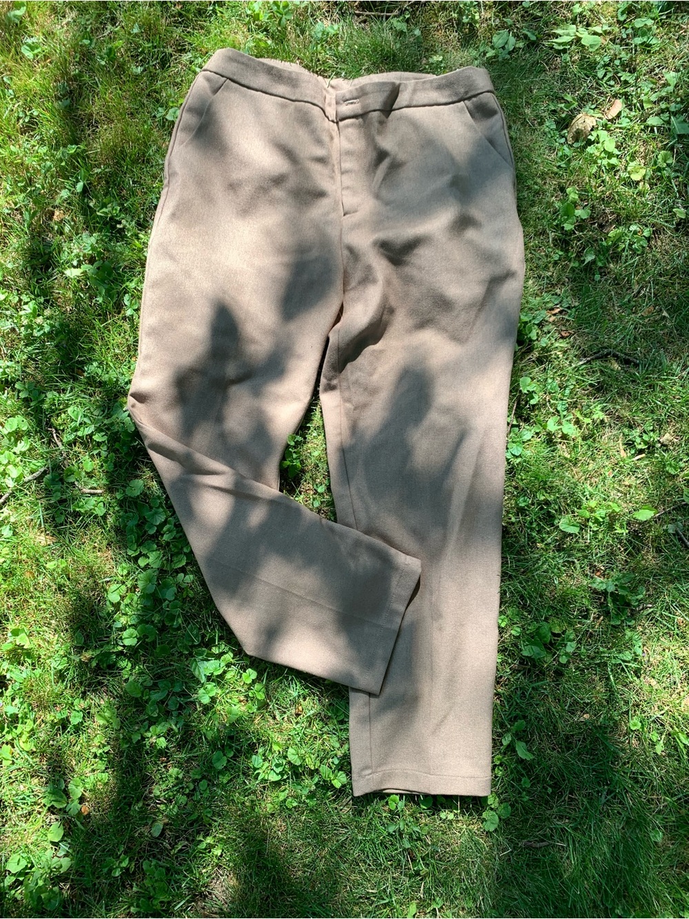 Banana Republic Women's Straight Leg Pants in Taupe